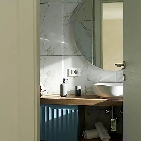 Hotel Lucia 4*